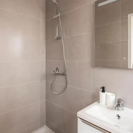 Peaceful And Comfortable Paris 19- Ii Appartement *